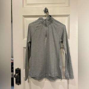 DANSKIN men’s gray quarter zip pullover size small good condition